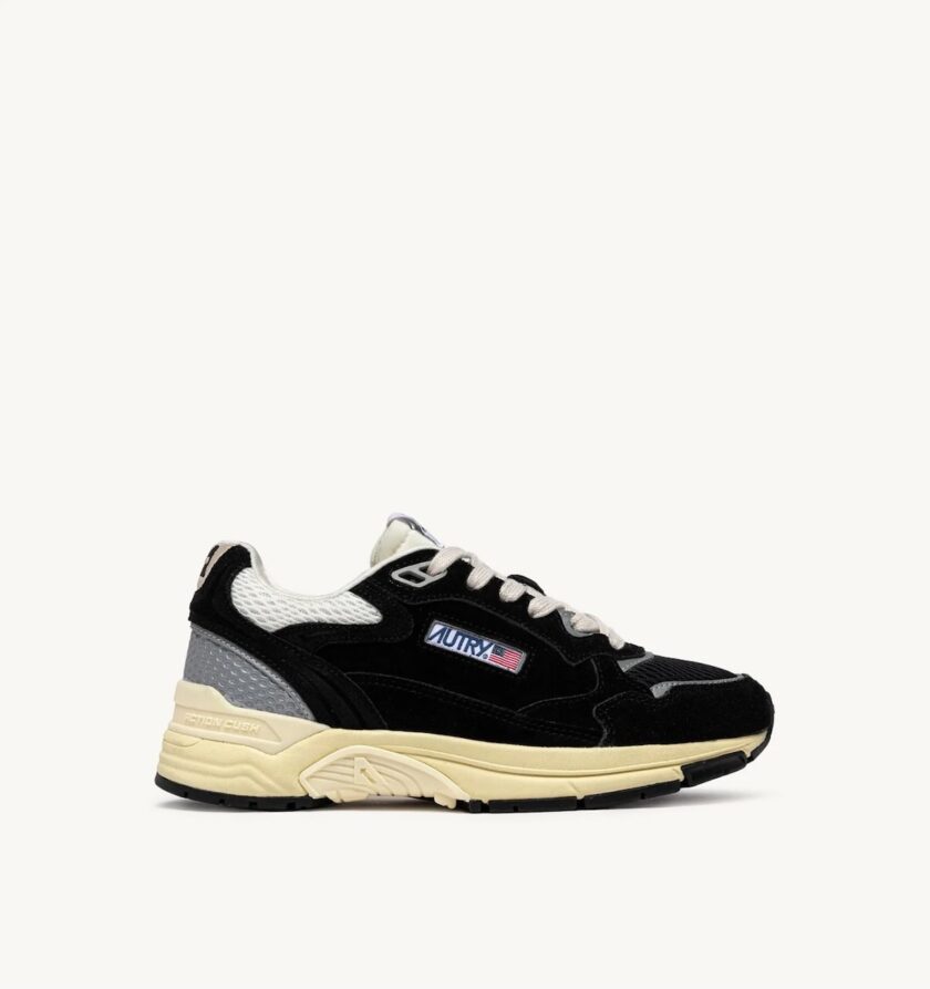 Zapatillas Hyperway en malla y ante negro y plateado Autry