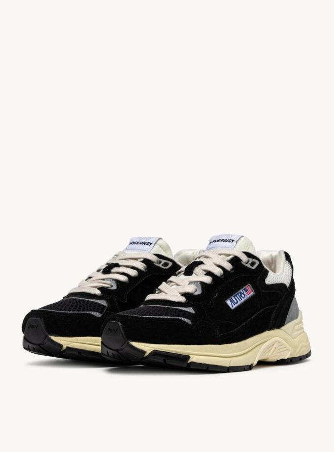 Zapatillas Hyperway en malla y ante negro y plateado Autry