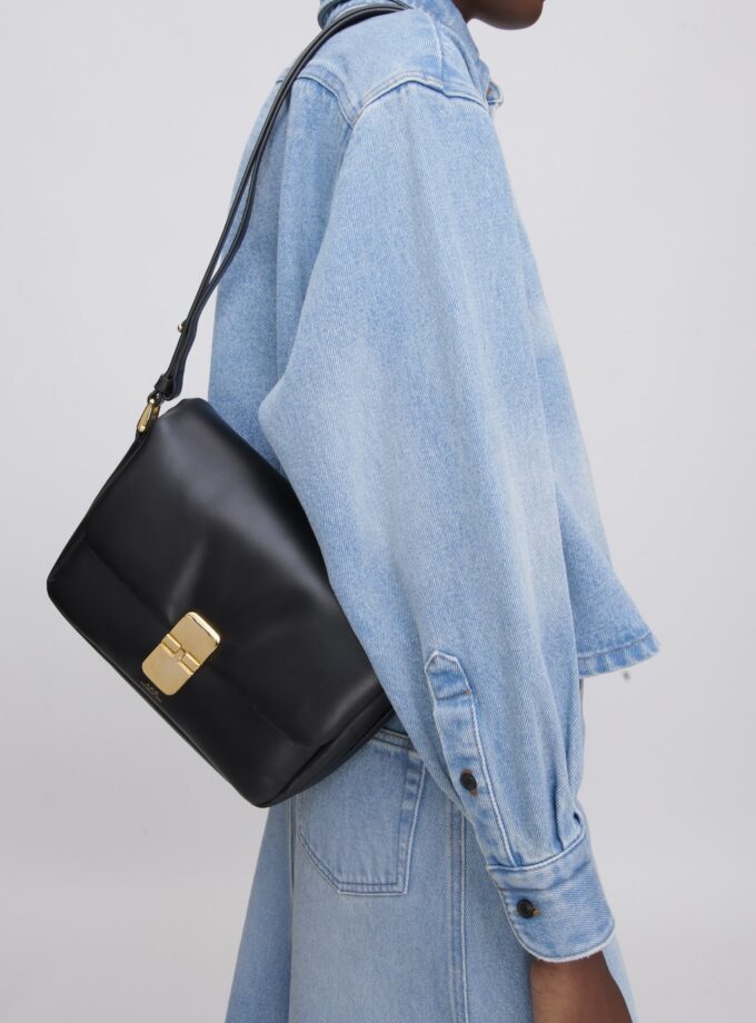 Grace Bolso pequeño en piel negra suave y flexible. A.P.C.