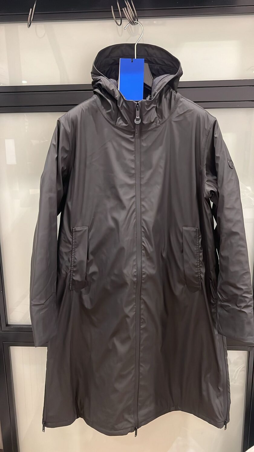 PARKA  COLOR Negro TANTÄ - Imagen 3