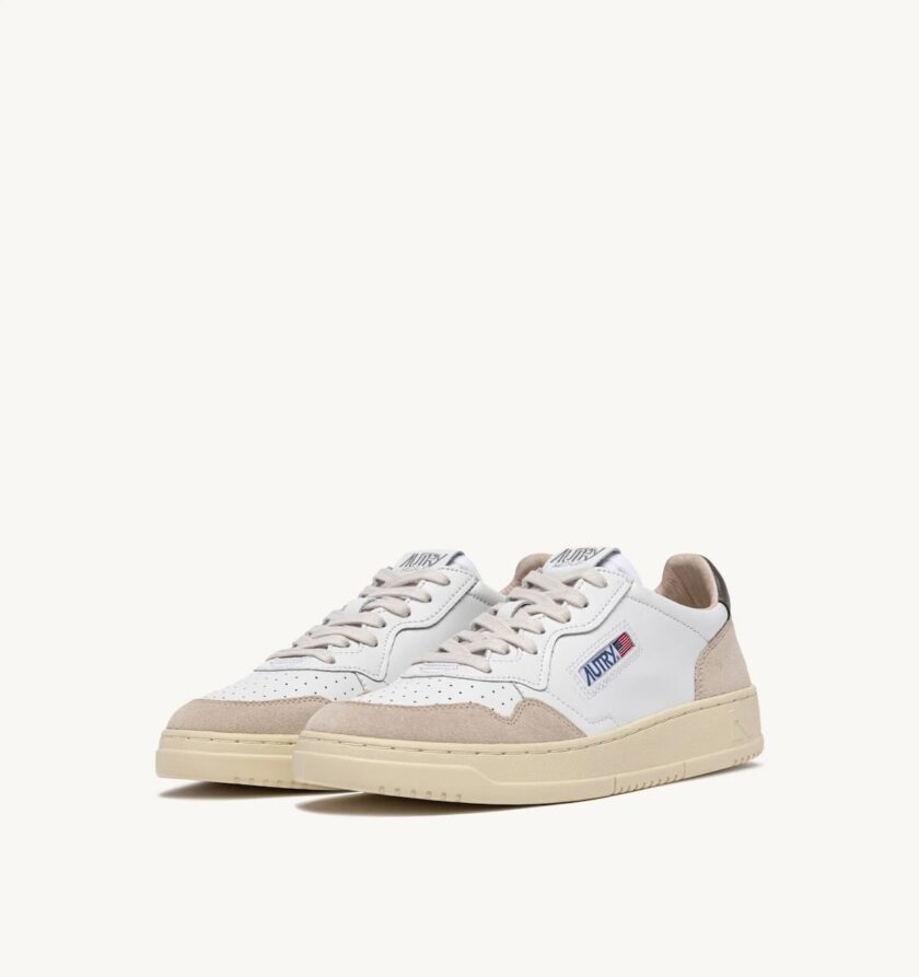 Zapatillas Medalist low de ante y piel blanca y morel Autry - Imagen 2