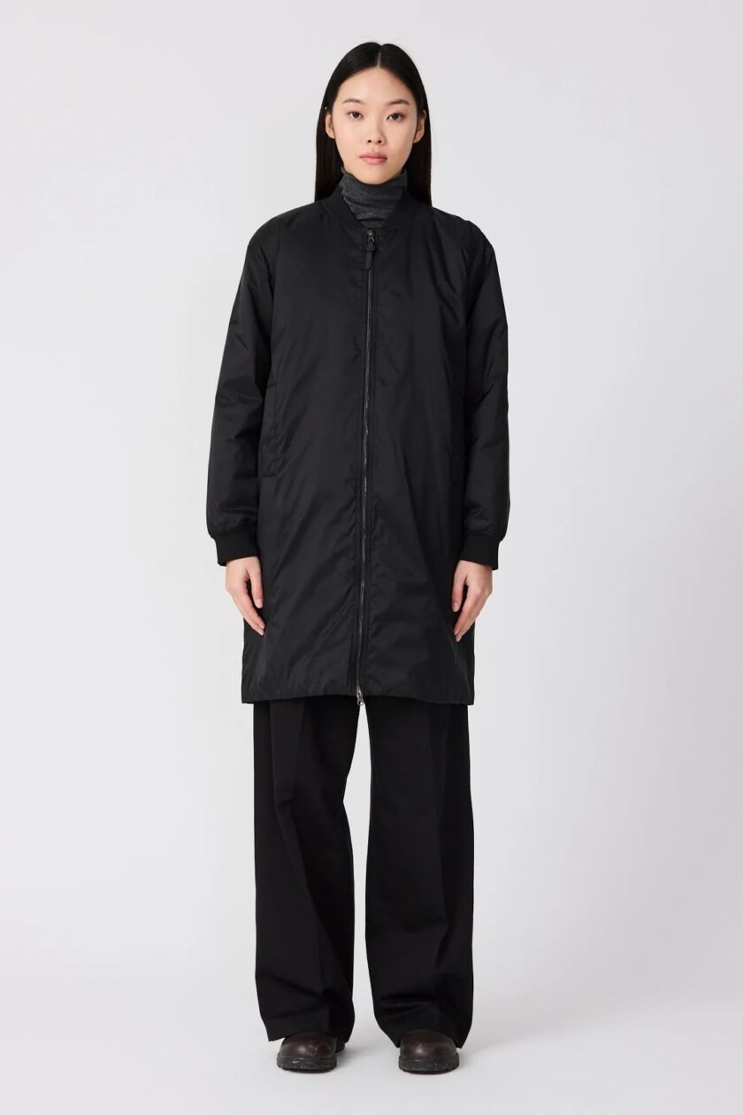Chaqueta Bomber larga Pyouh Negro TANTÄ - Imagen 2
