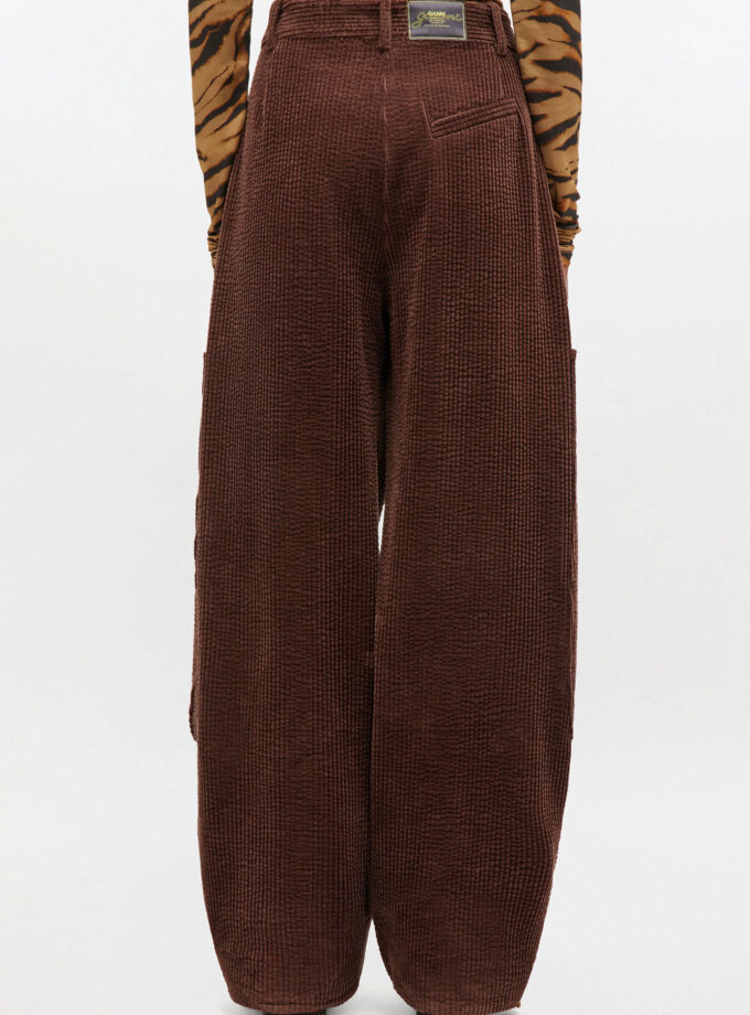 Pantalones curvos de pana marrón GANNI