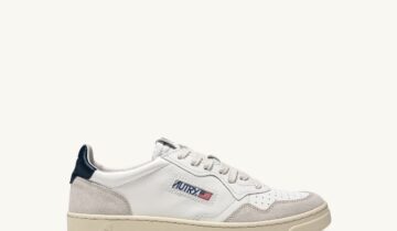 ZAPATILLAS MEDALIST LOW DE PIEL BLANCA Y AZUL Y ANTE BEIGE Autry