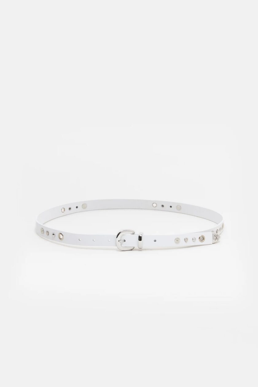 Cinturón de cuero con remaches CLOSED