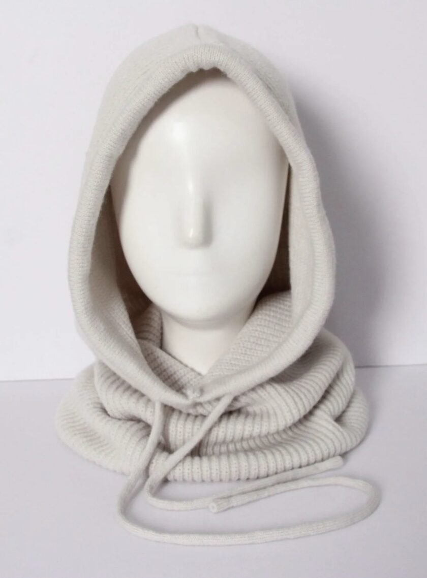 CAPUCHA COLOR GRIS CLARO PS - Imagen 2