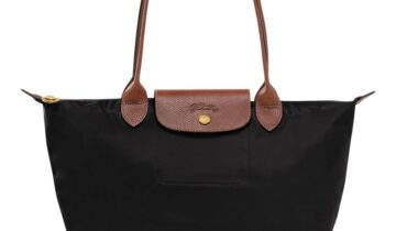Le Pliage Original Bolso de hombro M
Lona reciclada – Negro LONGCHAMP
