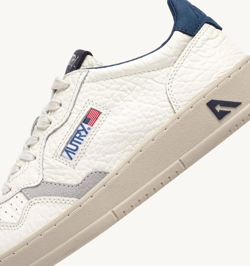 ZAPATILLAS MEDALIST LOW DE PIEL ENSIGN BLUE Y PEROSCOPE Autry - Imagen 3