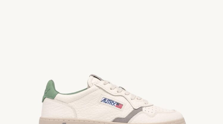 ZAPATILLAS MEDALIST LOW DE PIEL LODEN FROST Y VAPOR Autry