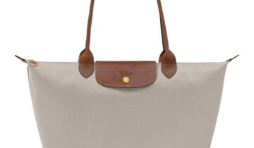 Le Pliage Original Bolso de hombro L
Lona reciclada – Gris Piedra LONGCHAMP