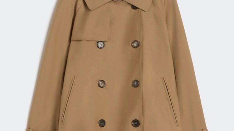 Max Mara The Cube
Gabardina corta de sarga impermeable – Marron