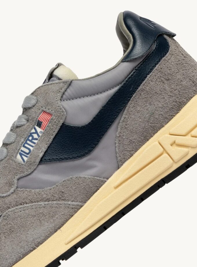 ZAPATILLA GRIS Autry