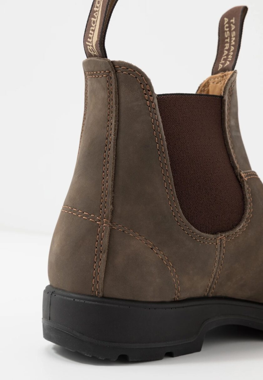 CLASSICS
CHELSEA BOOTS - RUSTIC BROWN BLUNDSTONE - Imagen 3