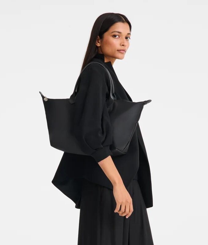 Nuevo
Le Pliage One Bolso con asa superior L
Tela - Negro LONGCHAMP